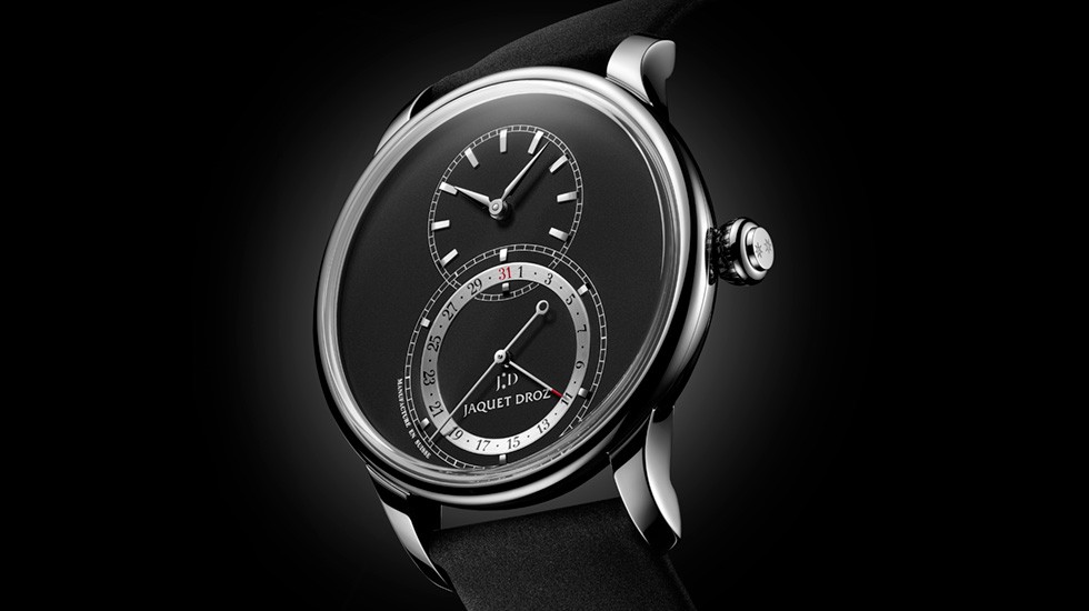 Jaquet-Droz_Grande-Seconde-Quantieme-Matte-Black_J007020349_Ambiance.jpg