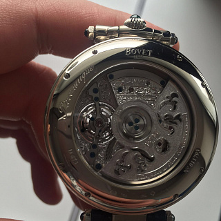 47 5-Day Tourbillon Jumping Hours 03