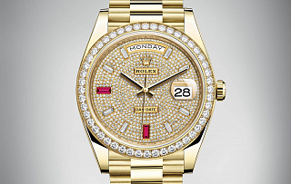 40 mm yellow gold and diamonds 01