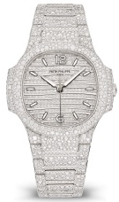 Patek Philippe Nautilus 35.2 mm white gold 7118/1450G-001 Patek Philippe Nautilus 35.2 mm white gold 7118/1450G-001