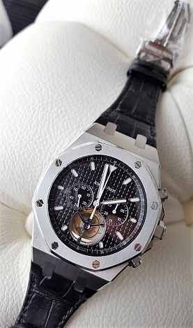 Tourbillon Chronograph 05