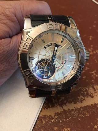 Tourbillon 01