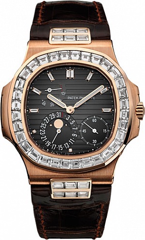 Patek Philippe Архив Patek Philippe 5724R 5724R-001