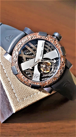 Tourbillon 04