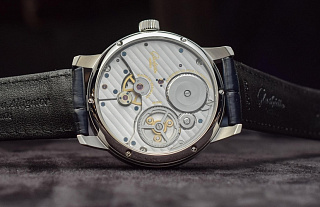 Chronometer Tourbillon - Limited Edition  02