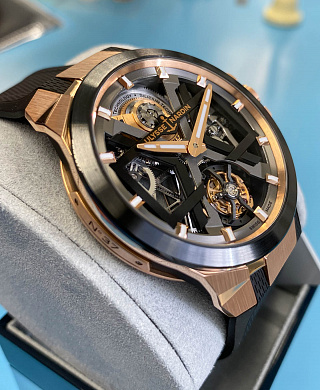 Tourbillon 45mm 03