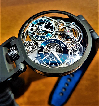 OttantaSei 10-Day Tourbillon 01