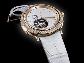 Flying Tourbillon Diamonds 43 mm 02