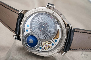 GMT Earth Tourbillon White gold 02