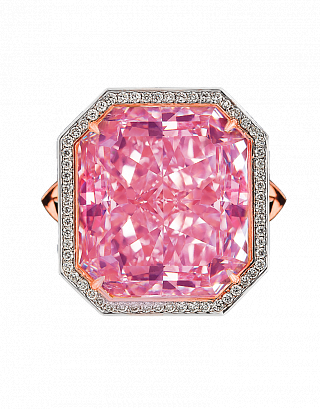 Pink Radiant Cut Diamond Ring 01