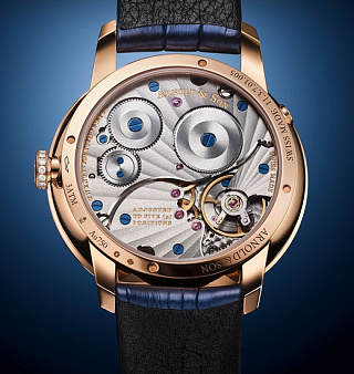 PERPETUAL MOON 38 GOLD 01