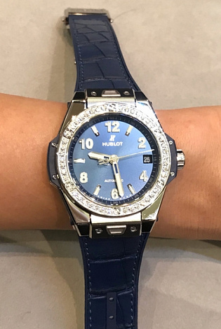 Steel Blue Diamonds 39 mm 01