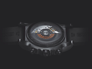 44mm Raven Black 01