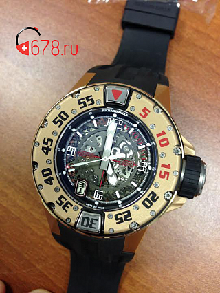 RM 028 Diver's Watch 02