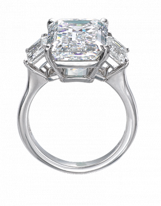 Emerald-Cut Diamond Solitaire 01