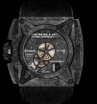 540 Magnum Tourbillon Carbon 01