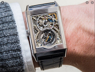 Reverso Tribute Gyrotourbillon 02