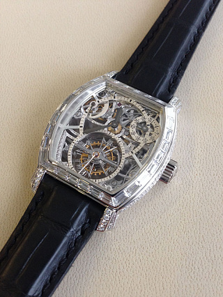 Tonneau Skeleton Tourbillon High Jewellery 01