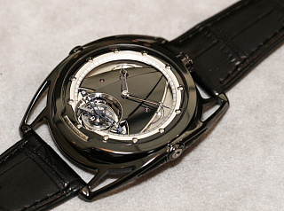 DB28T Tourbillon Zirconium 02